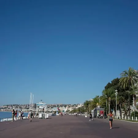 Air-conditioned Studio -200m From The Beach Apartment Nizza