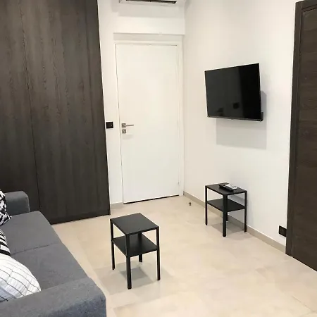 Apartment Air-conditioned Studio -200m From The Beach *